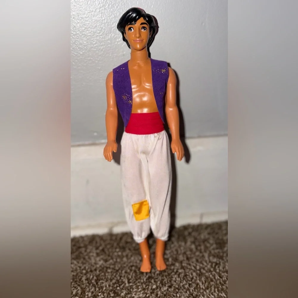 Vintage 1992 Mattel Disney's Aladdin Doll Action Figure #2548 Original Outfit". - Picture 1 of 4
